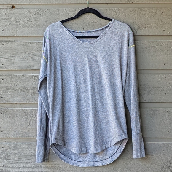 Lululemon Weekend Long Sleeve Black White Mini Stripe Size 8 - Picture 1 of 6